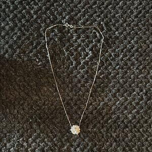 Elegant Silver Necklace with Pearl Flower Pendant